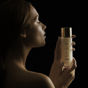 SUPREMŸA LA NUIT DIE ANTI-AGING-PFLEGELOTION